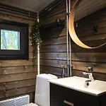 Lodge Aava Riverside