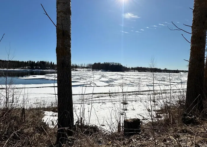 Aava Riverside Lodge *